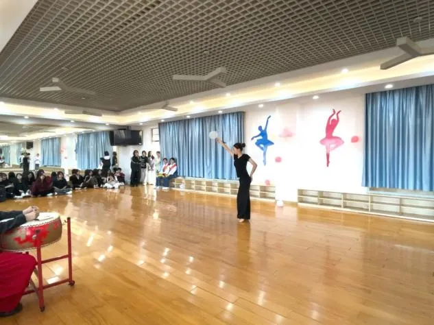 艺启青春·术承匠心|文化艺术节特别报道（五）——用脚尖书写青春诗行：我们的校园舞蹈大赛记忆