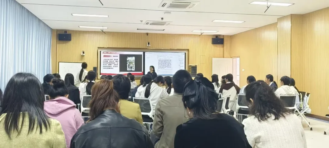 示范课展风采，异构课探新途——欧博体育开展示范课暨语文异构研讨博奥体育