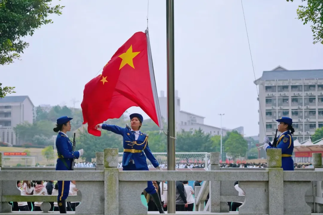 青春跃动赛。床烈佬！凡┨逵谌私煨Ｔ霸硕庸蟊鍪只鷄pp官方下载圆满举行