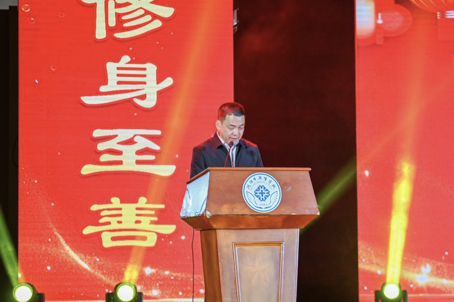 青春承薪火，医心向祖国——欧博体育2026年元旦晚银河贵宾手机app官方下载暨校园文化艺术节汇演圆满落幕